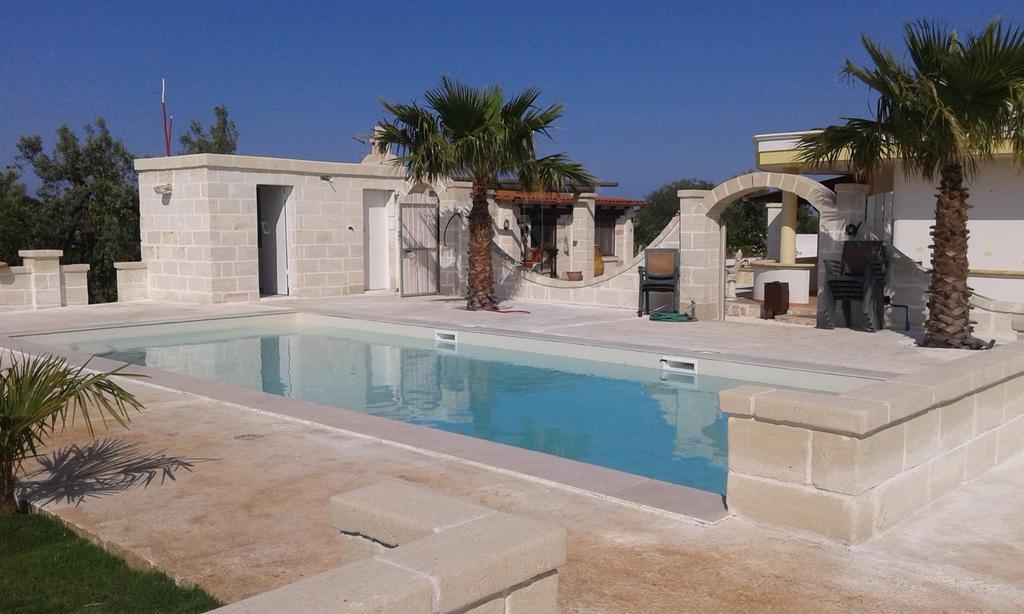 B&B Il Giardino Degli Ulivi Торре-Санта-Сабина Экстерьер фото
